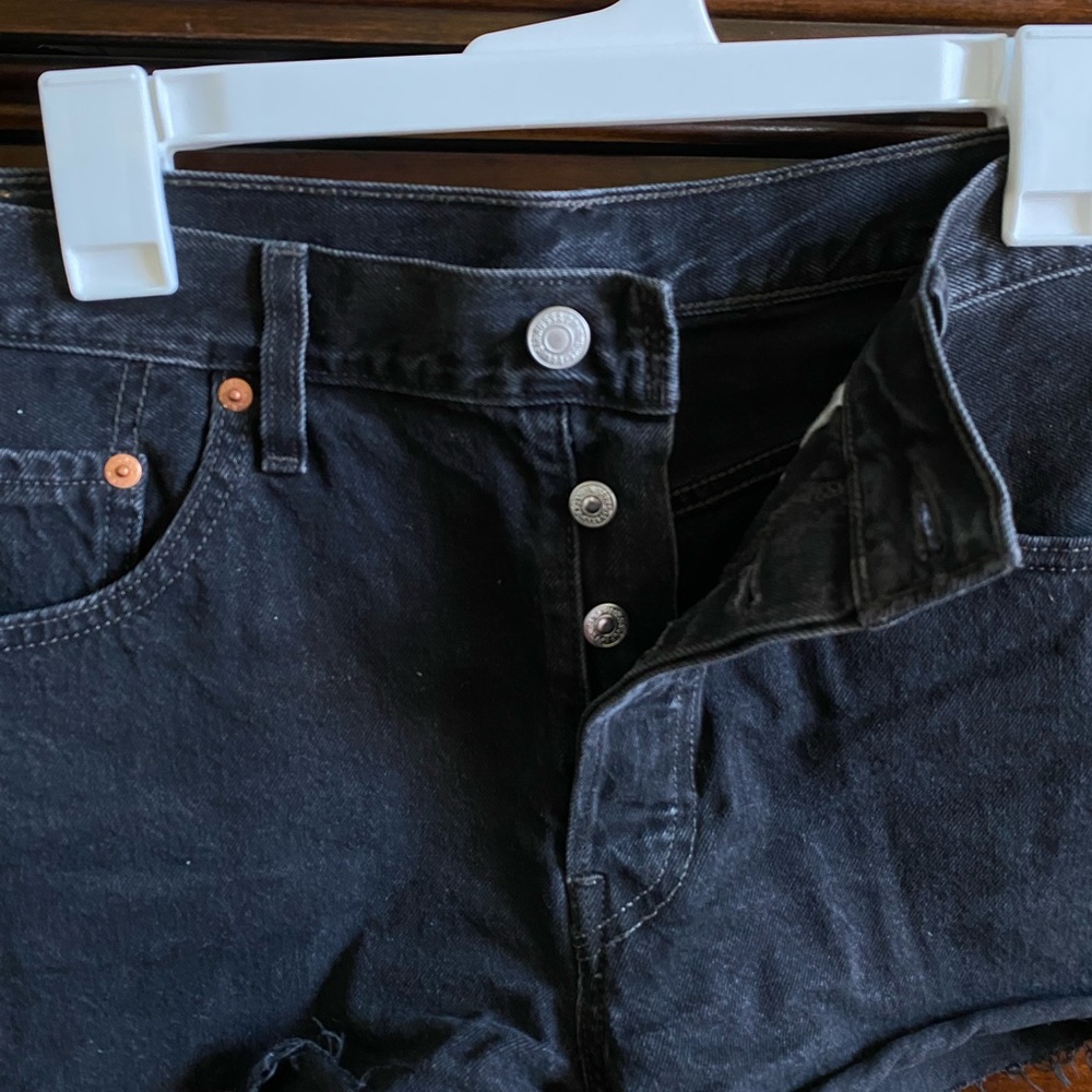 Levi’s Mid Rise 501 - Picture 3 of 4